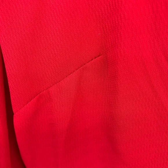 NWT I.N. San Franscisco Red Back Lace Top - Picture 9 of 16